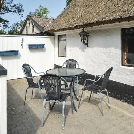 Three-bedroom Holiday In * Blåvand