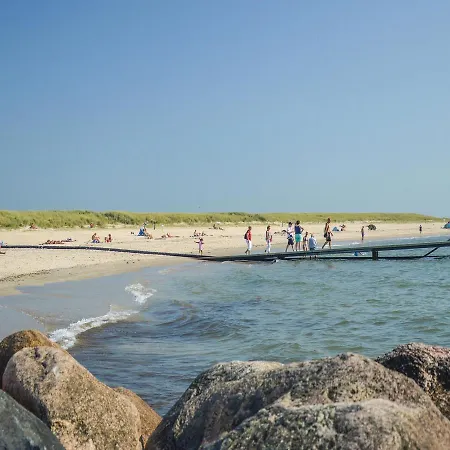 Three-bedroom Holiday In * Blåvand