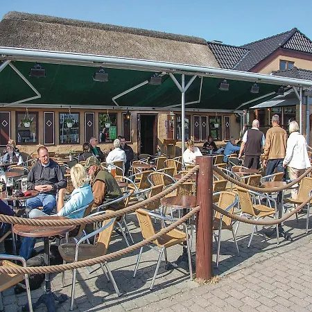 Feriehus Three-bedroom Holiday In Blåvand