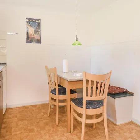 Three-bedroom Holiday In Blåvand