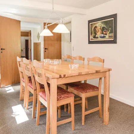 Three-bedroom Holiday In Feriehus Blåvand